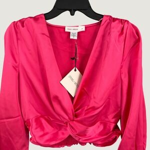 Spring + Mercer Blouse Size Medium Pink Satin Twist Front Cropped V-Neck New